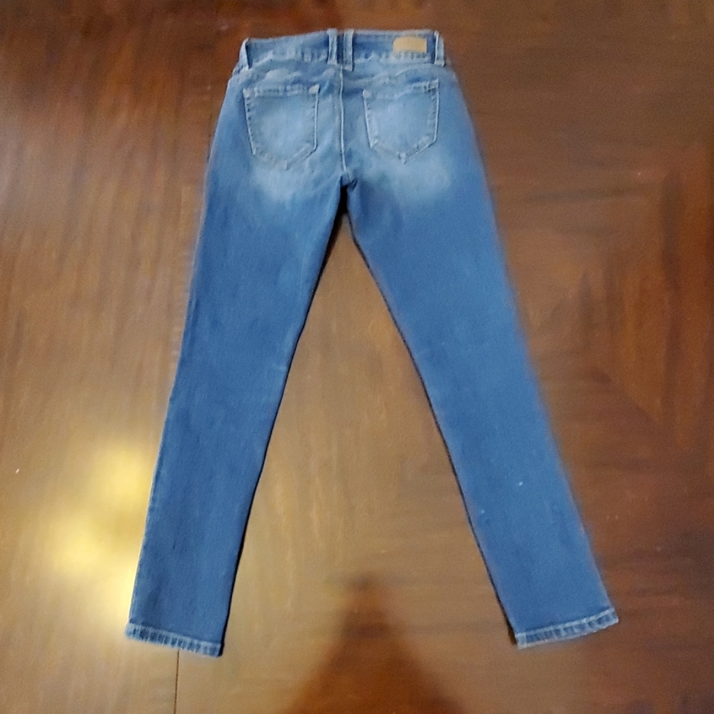 Blue jeans - Picture 2 of 5